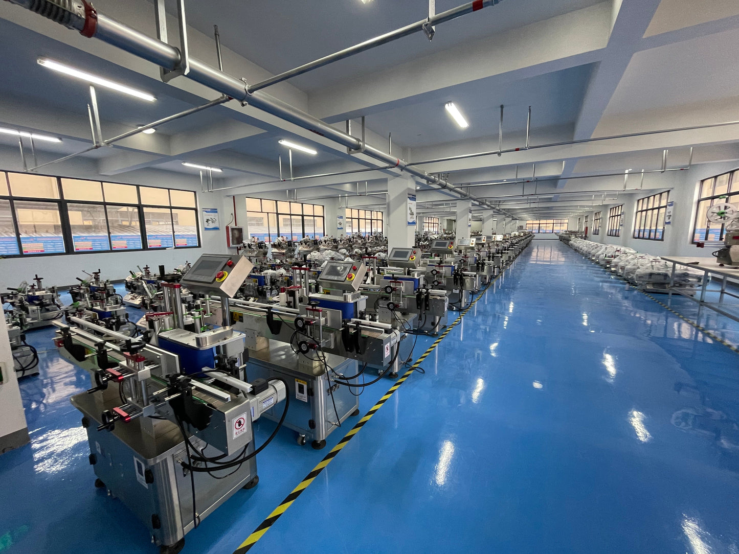 Bottle labeler, desktop automatic round bottle labeling machine for jars/vials ,small tabletop beer cans labeling machine