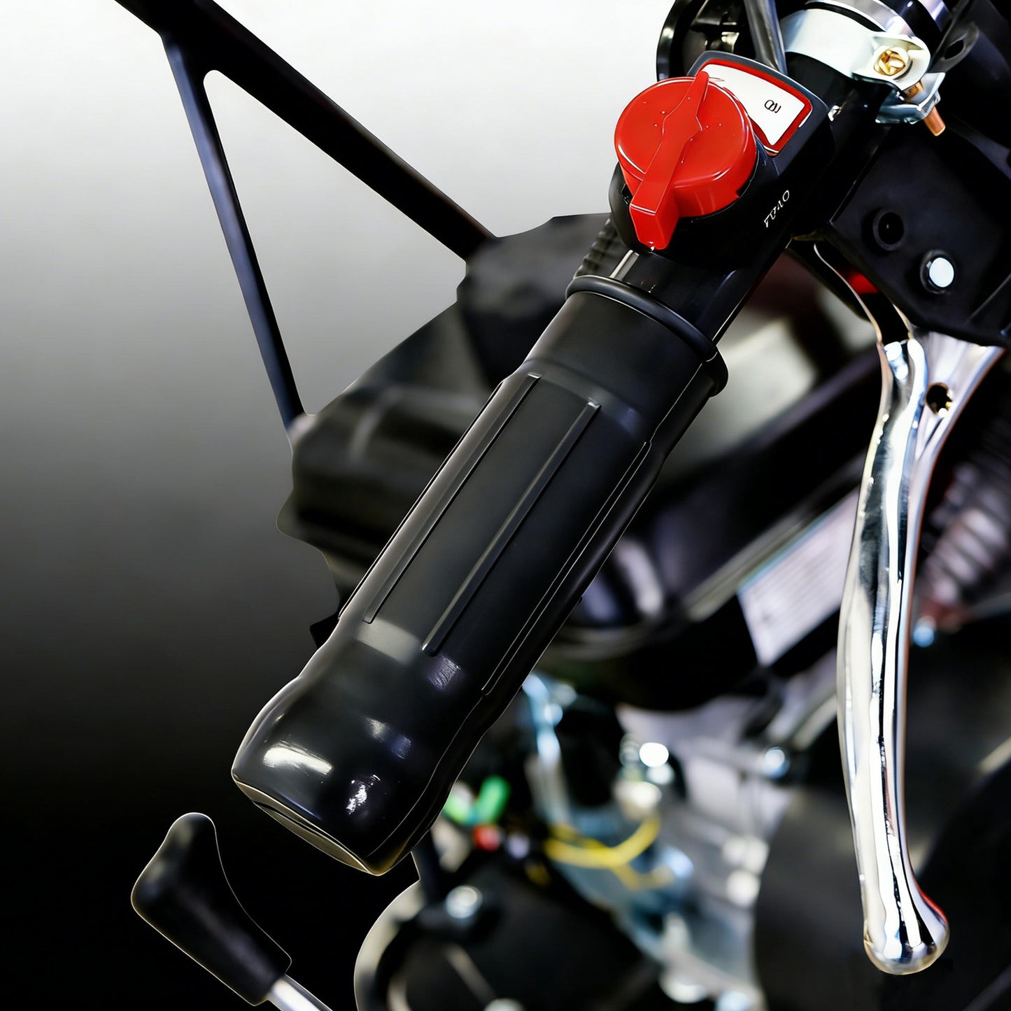 660 lb. Loading Capacity Track Barrow, Gas Powered, Welded Bucket, , Briggs & Stratton CR950,208cc 6.5HP, 3F+1R