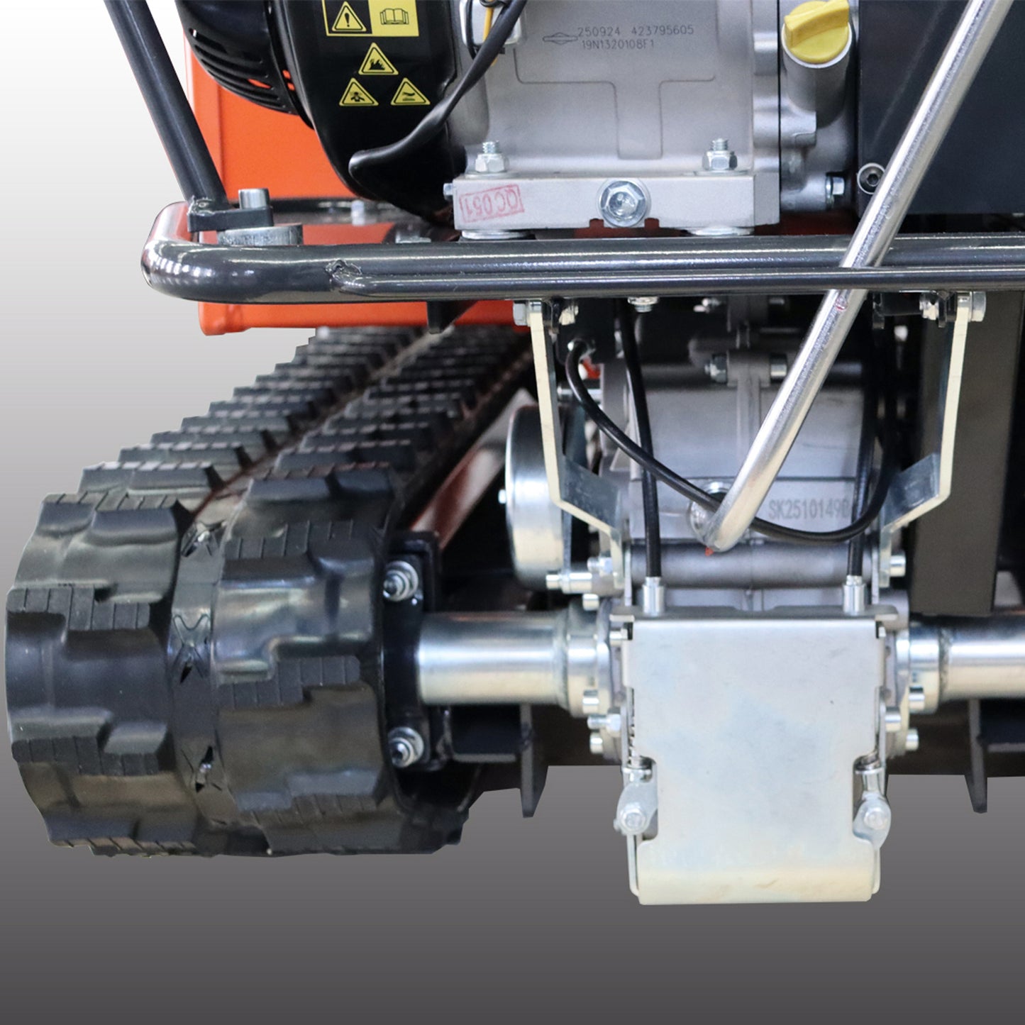 1100 lbs Loading Capacity Track Barrow with Hydraulic Assist, Gas Powered, Briggs XR1450,306cc 10HP, 3F+1R Gearbox