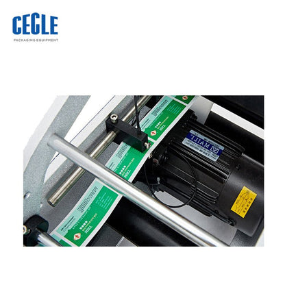 L-50 High speed automatic round disinfectant bottle labeling machine , PET water hand sanitizer bottle label applicator